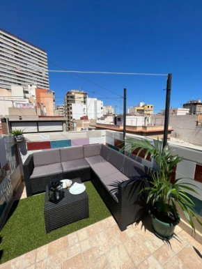Habitacion con terraza en Alicante